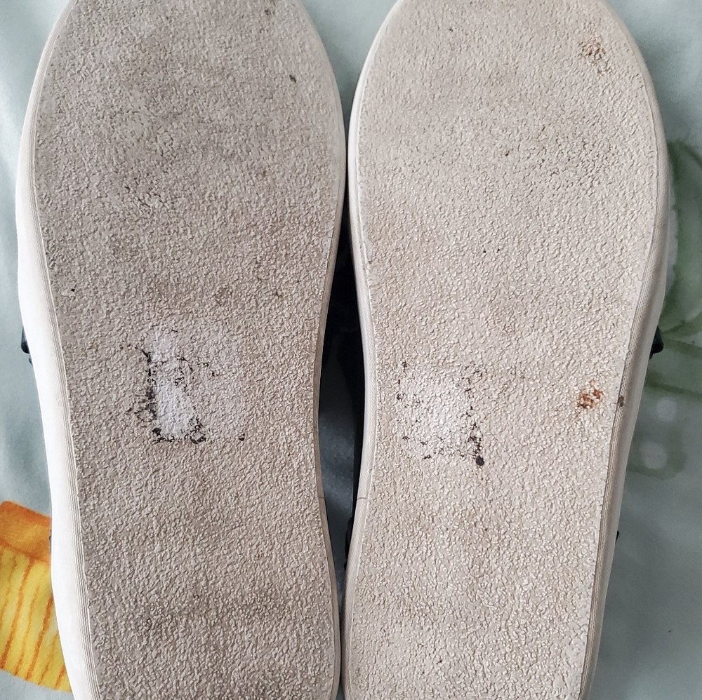 Kate Spade Ruffle Slip Ons Size 8 - Picture 6 of 6